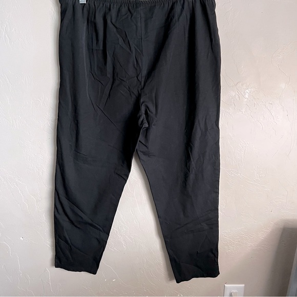 Eileen Fisher Black Pull On Crop Pants - Picture 4 of 6